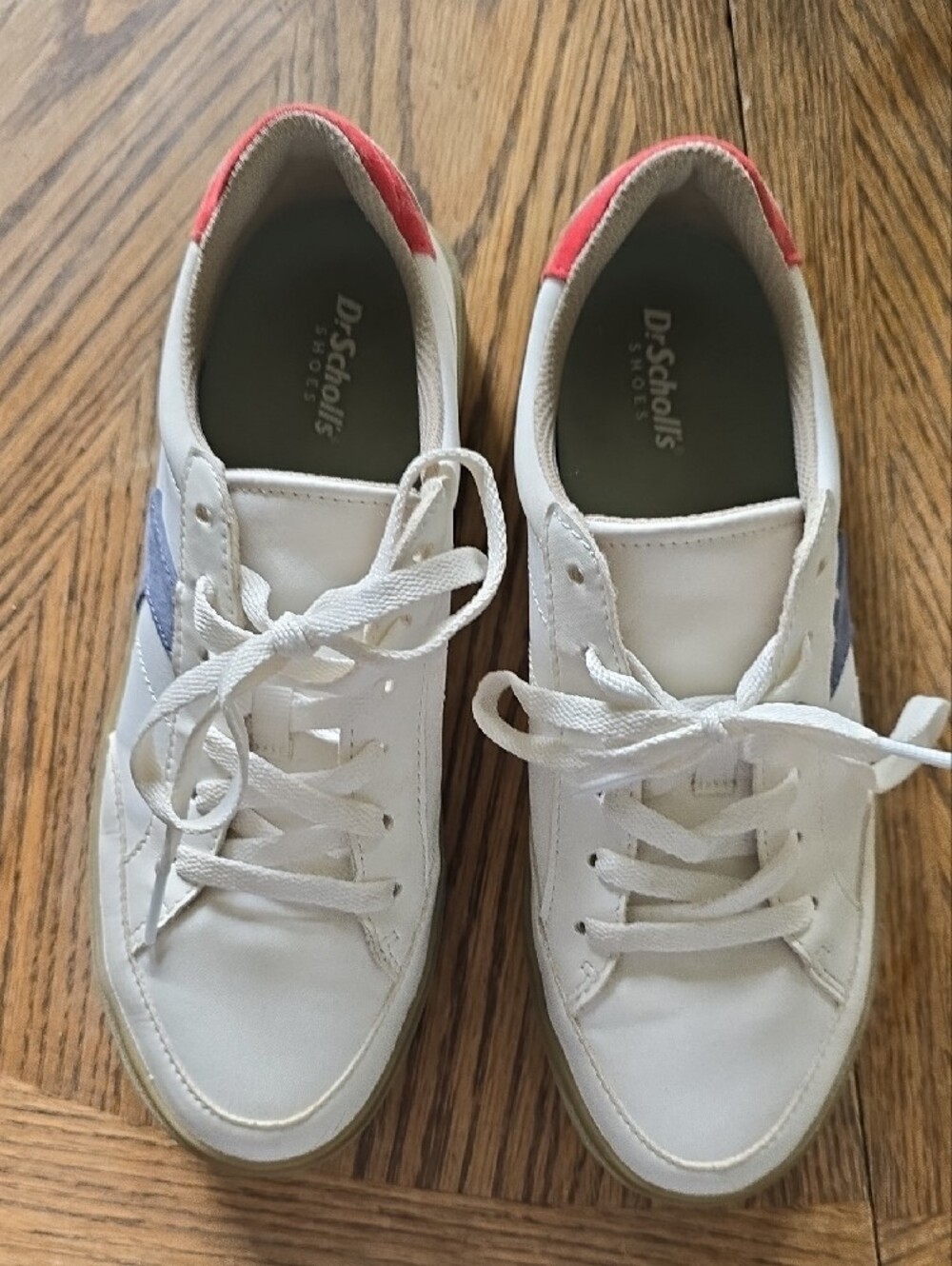 Dr. Scholl's White Madison Lace Sneakers with Navy Accent and Red Heel, GUC, Sz8 - Picture 3 of 4